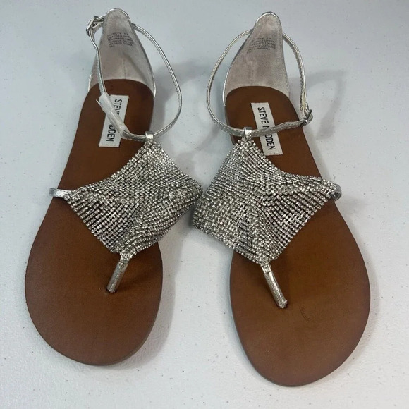 Steve Madden SHINEYY Silver Leather & Rhinestone Sandals Size 7.5 NIB Sparkly - Picture 1 of 8